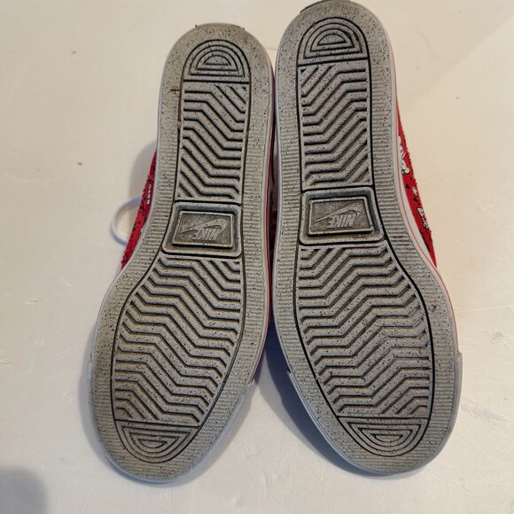 NIKE CHUKKA RED LOVE Womens Size 6.5 VALENTINES HEARTS (487330-600) Rare Retro - Picture 10 of 13